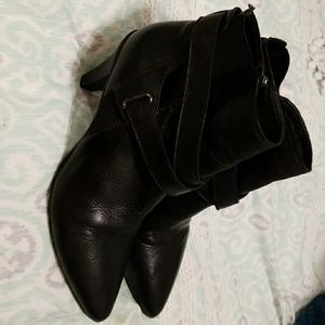 Kenneth Cole Reaction Boots